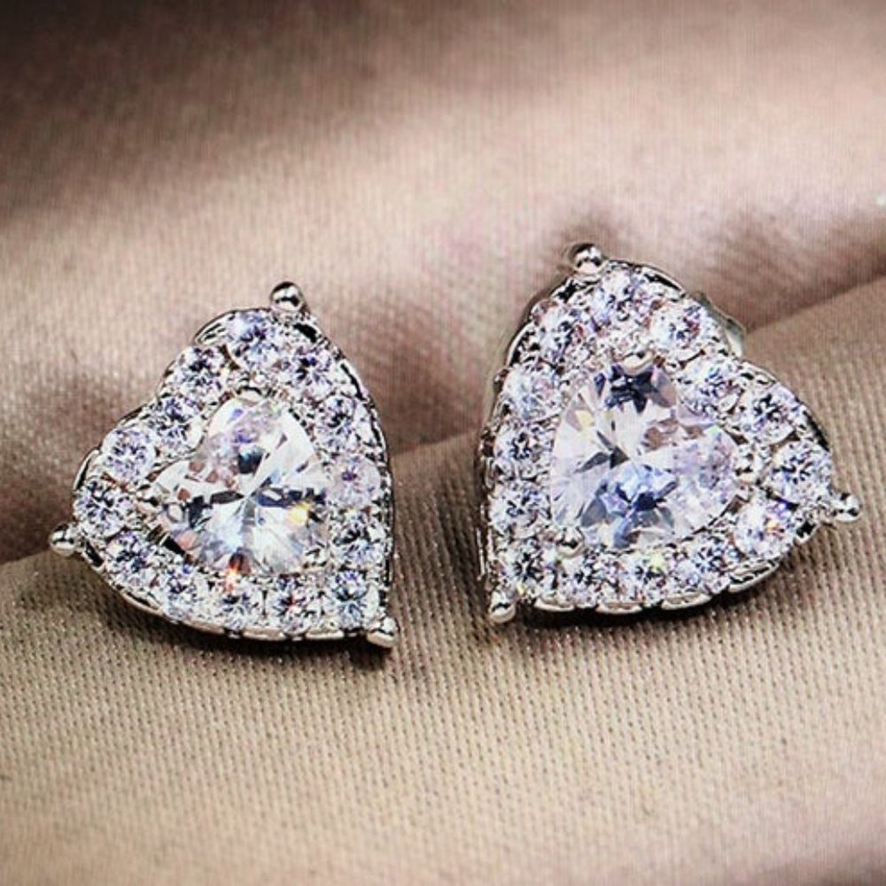 heart shaped fashion earrings